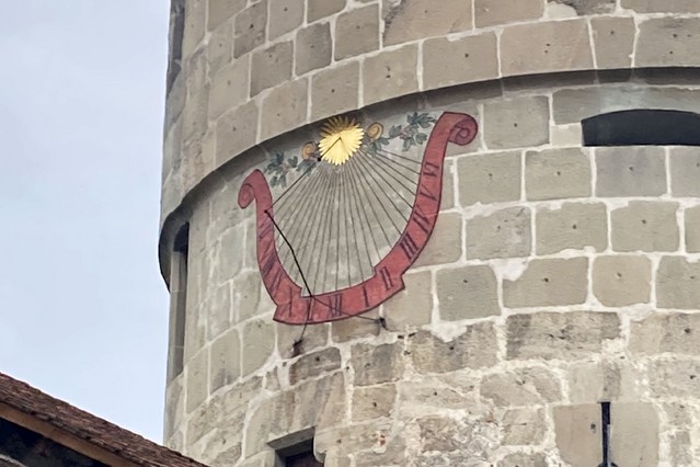 Zoug - Cadran solaire de la Kapuzinerturm