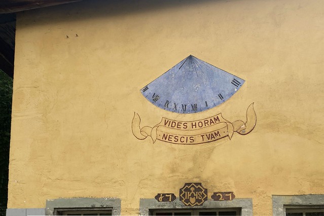 Matran - Cadran solaire d'une maison de maître du 17e