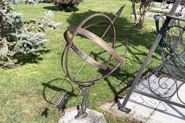 Breuleux, les - Cadran solaire sphérique de la rue du Crêt