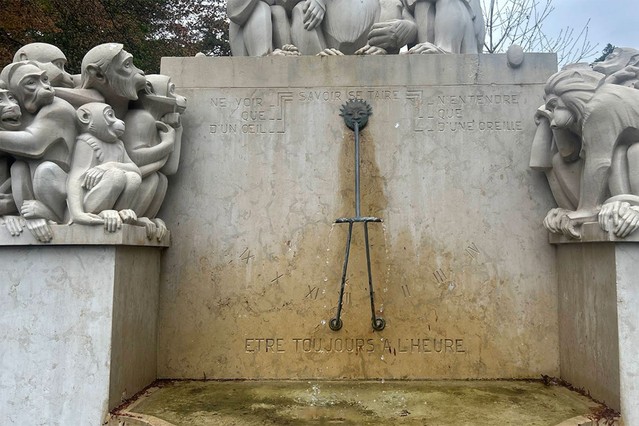 Lausanne - Cadran solaire du Parc du Denantou